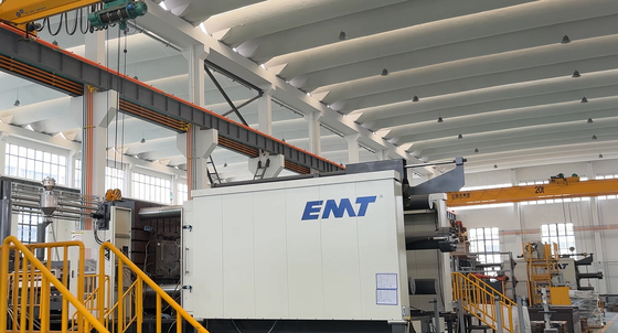 Un buen precio. Máquina de fundición a presión de aleación de magnesio EMT MG-2500 de 25000KN para electrónica 3C en línea