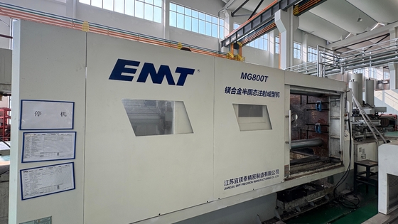 Un buen precio. Máquina de fundición a presión de aleación de magnesio de 8000kN personalizable para componentes automotrices y aeroespaciales en línea