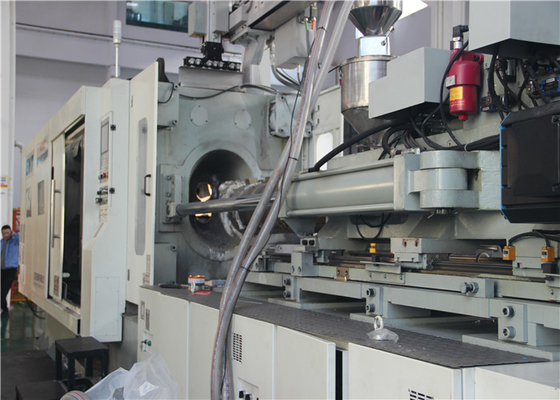 Un buen precio. Magnesium Injection Molding Equipment MG-1500 15000kN Aluminum Die Casting Machine en línea