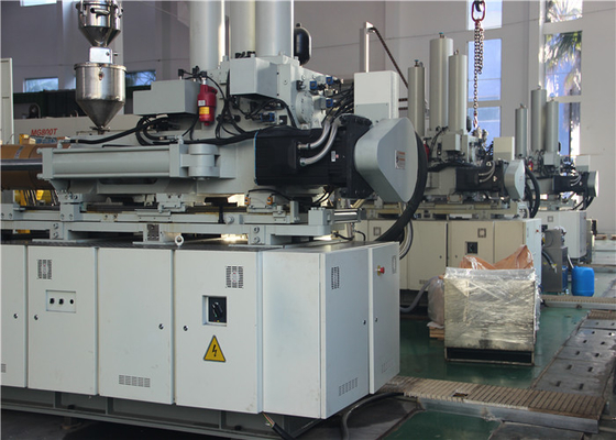 Un buen precio. High Capacity Zinc Casting Machine Magnesium Alloy IOS9001 Metal Casting Machine en línea